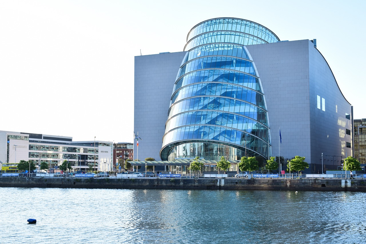 日本最新科技显示板，革新视界的前沿技术展示