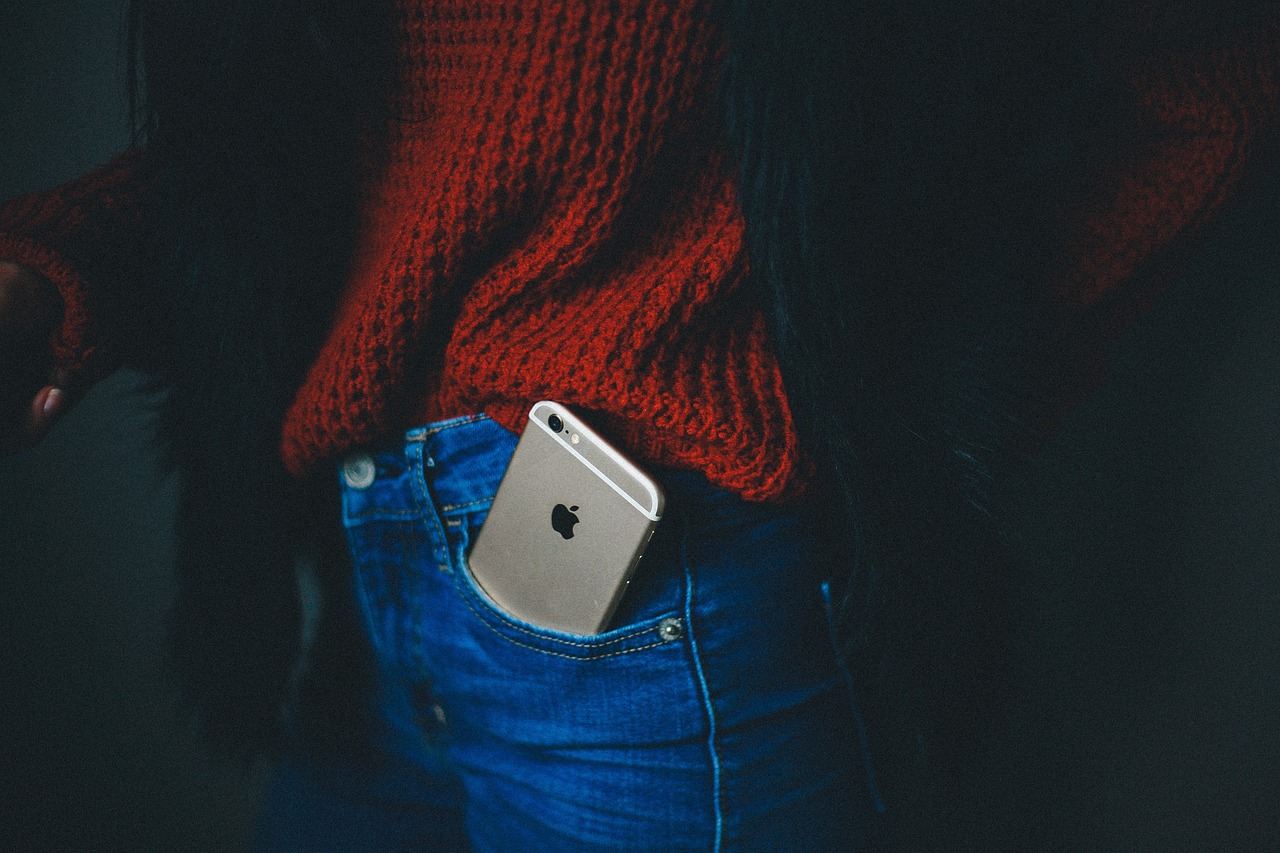 厦门苹果iPhone 4S最新价格动态分析与比较