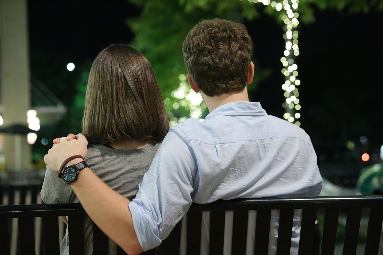 冷婚章节更新,都市情感新解读