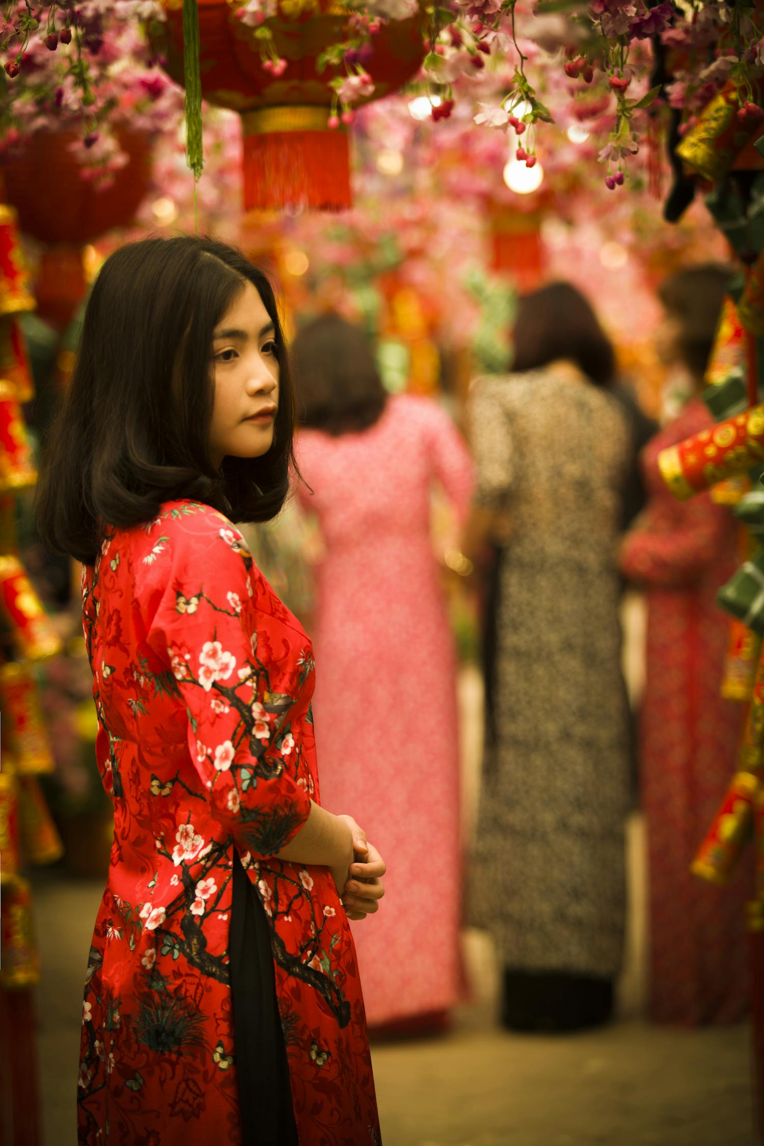 最新蒙古族服饰，时尚与传统的完美融合