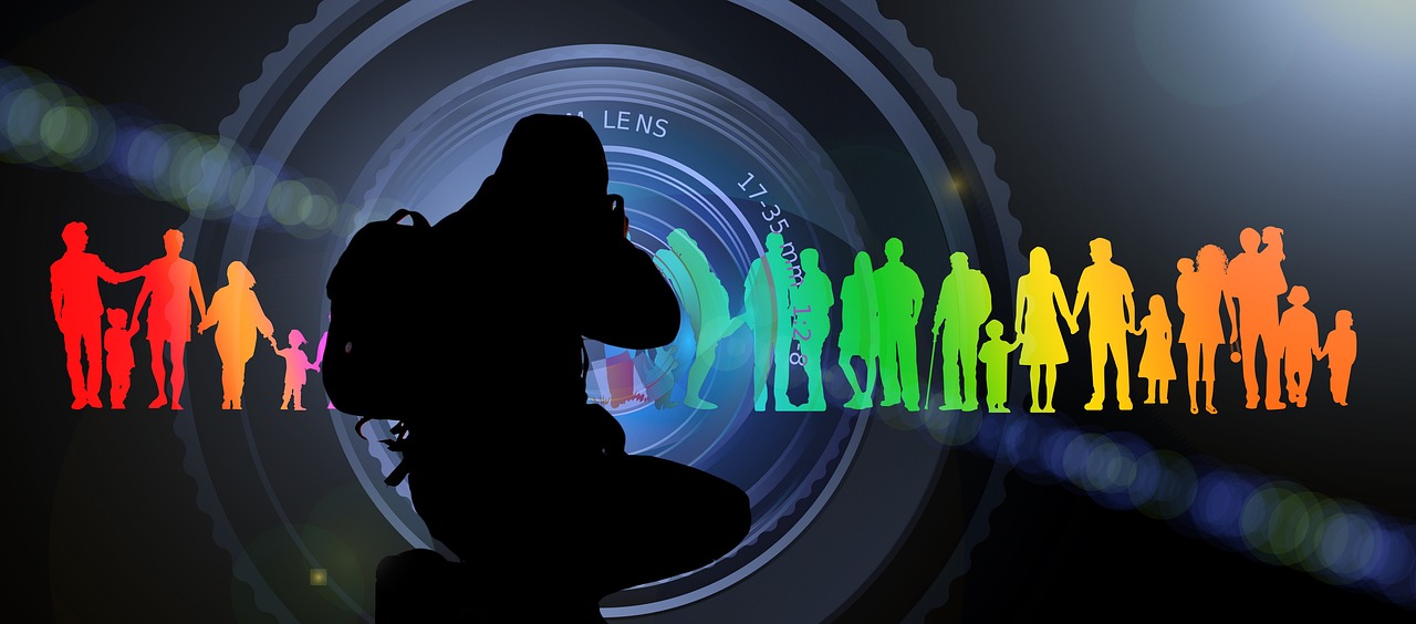 数字时代的新现象,明星合成贴图与虚拟偶像的粉丝文化探索