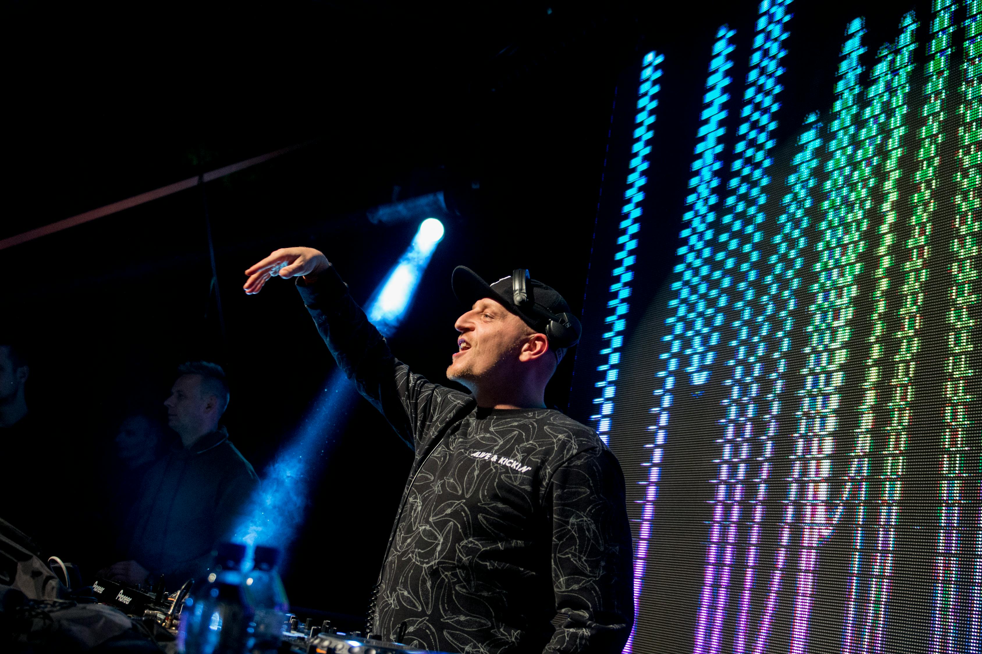 安徽电视台主持人,荧屏上的璀璨明星