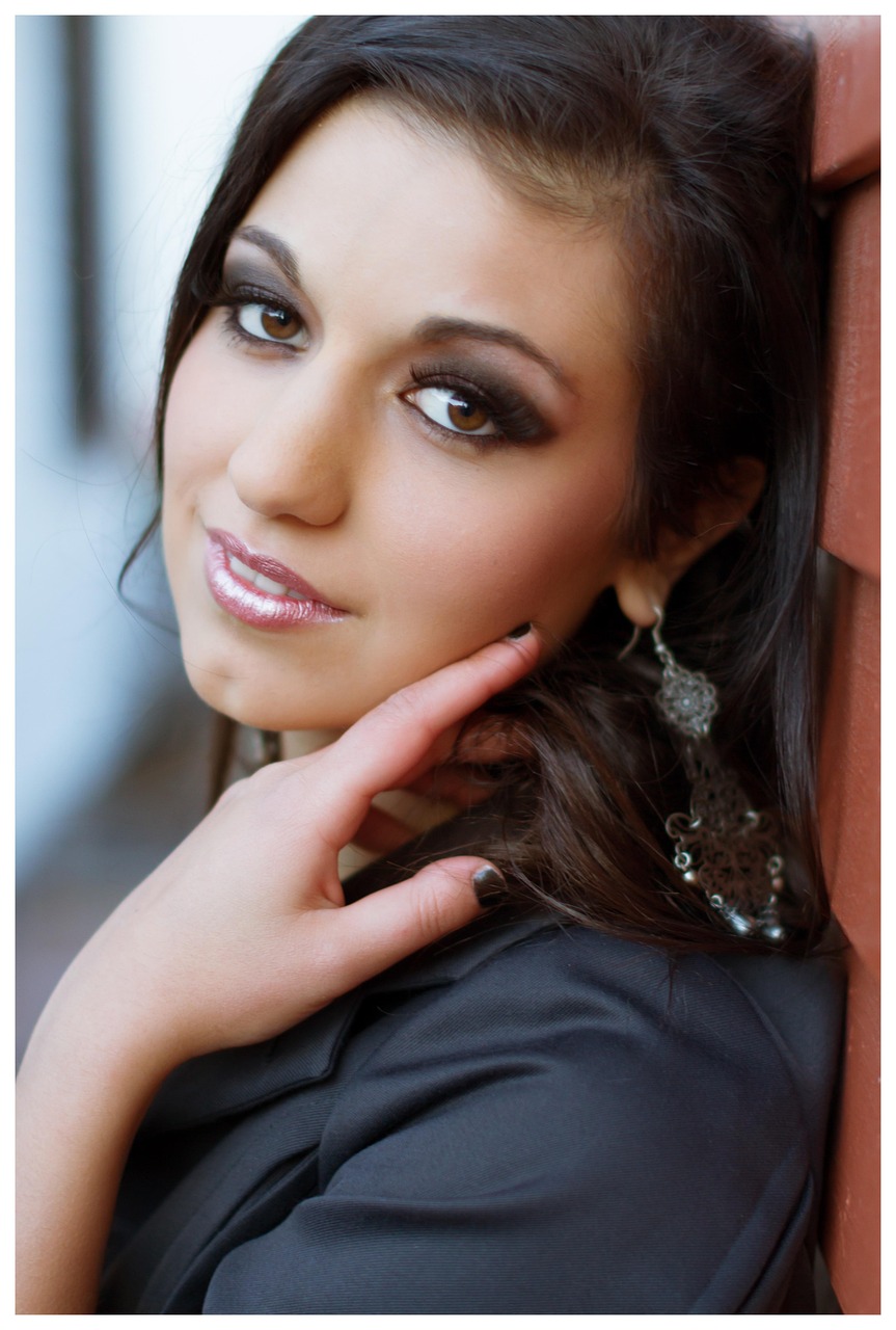 唐艺昕短发造型,时尚先锋与个性魅力的完美融合亮相命名时刻