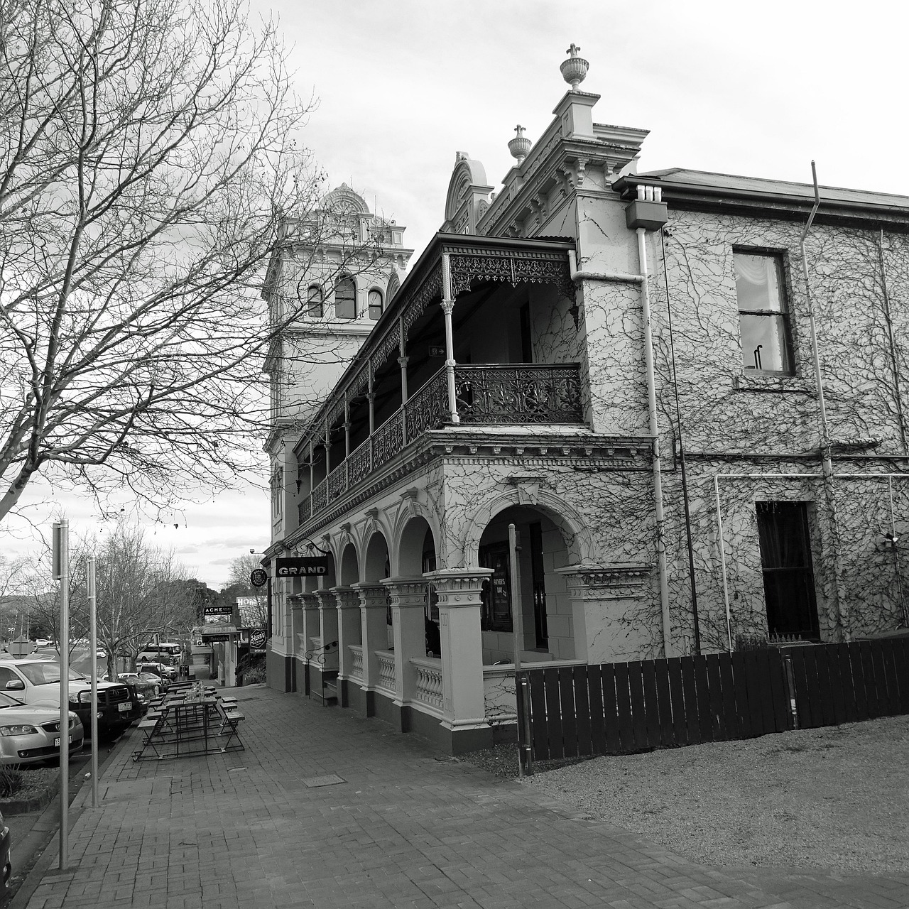 广州酒家上市之路,历史沿革、市场展望与上市时间揭秘