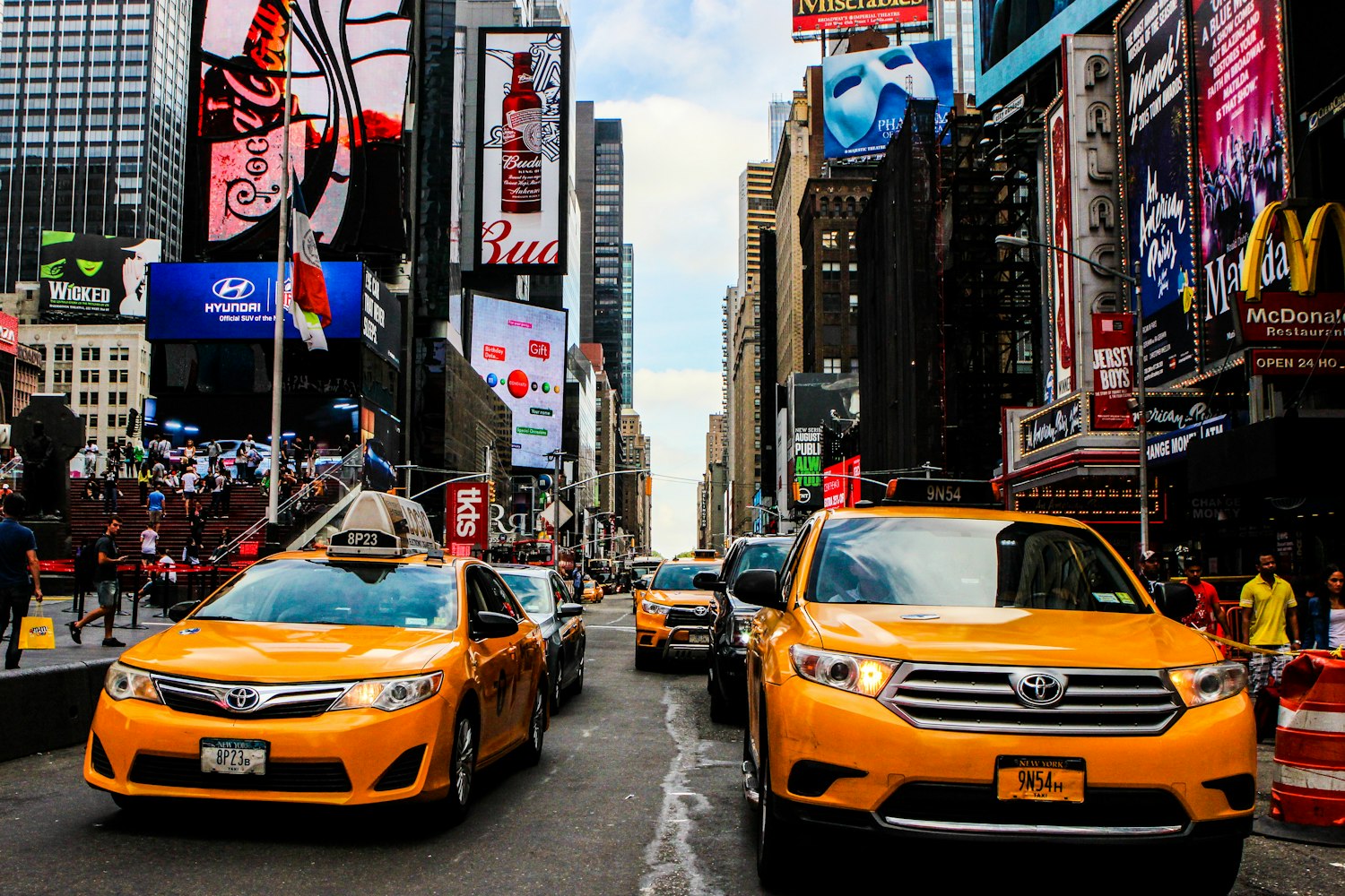 青岛啤酒股票行情深度解析,机遇与挑战并存,行情动态一览无余