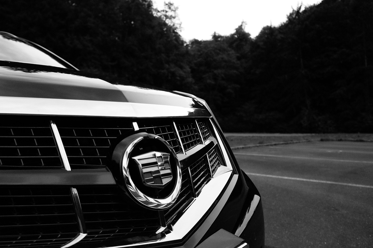 奔驰GLC260最新售价,豪华中型SUV的价值新标杆