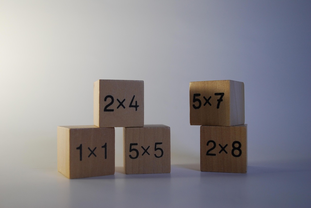 春雨面膜最新版本真假识别指南,教你如何辨别真假春雨面膜