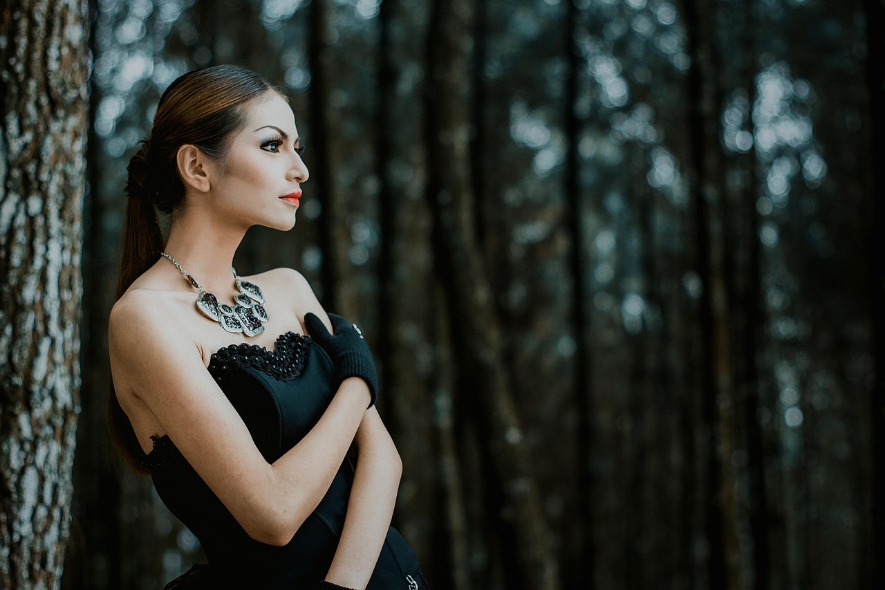 苇青,演员的魅力与无限可能展现风采