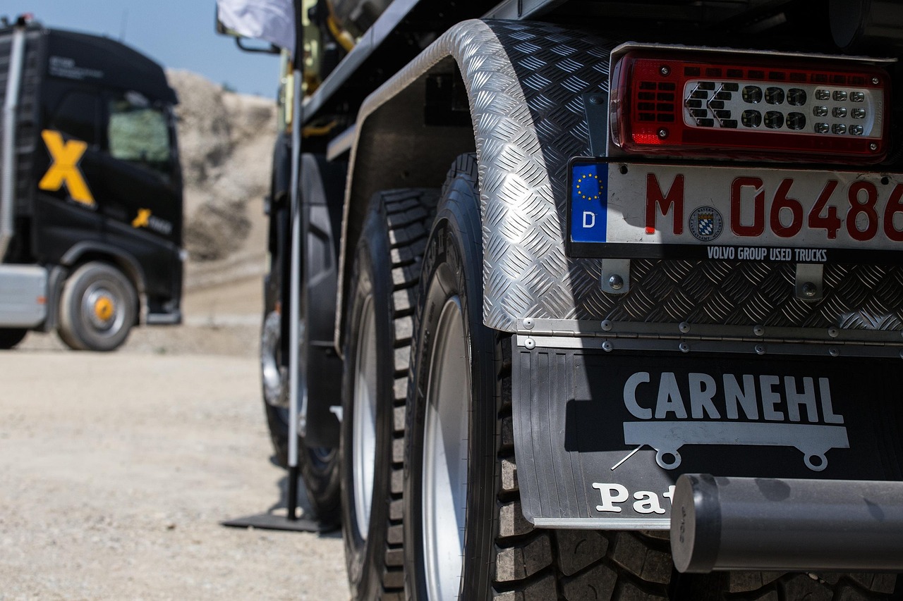 微型小货车价格表及其市场分析概览