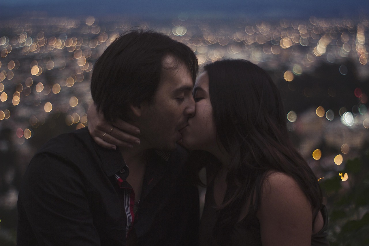 济州夫妇近照,时光见证的温情与美好时光