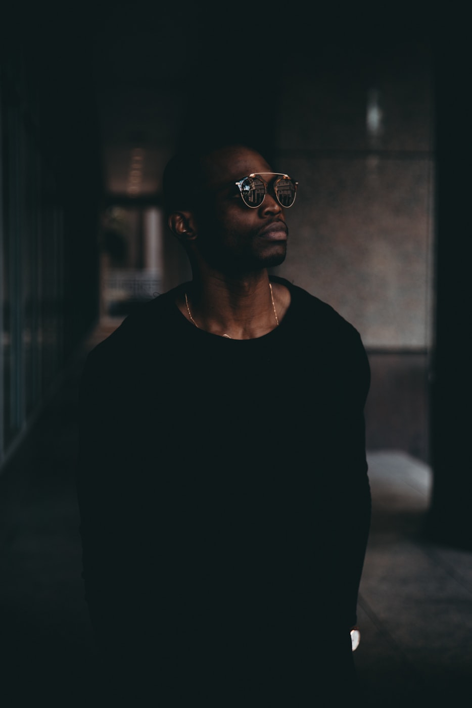 身高1米75的男明星,星光下的崛起之路