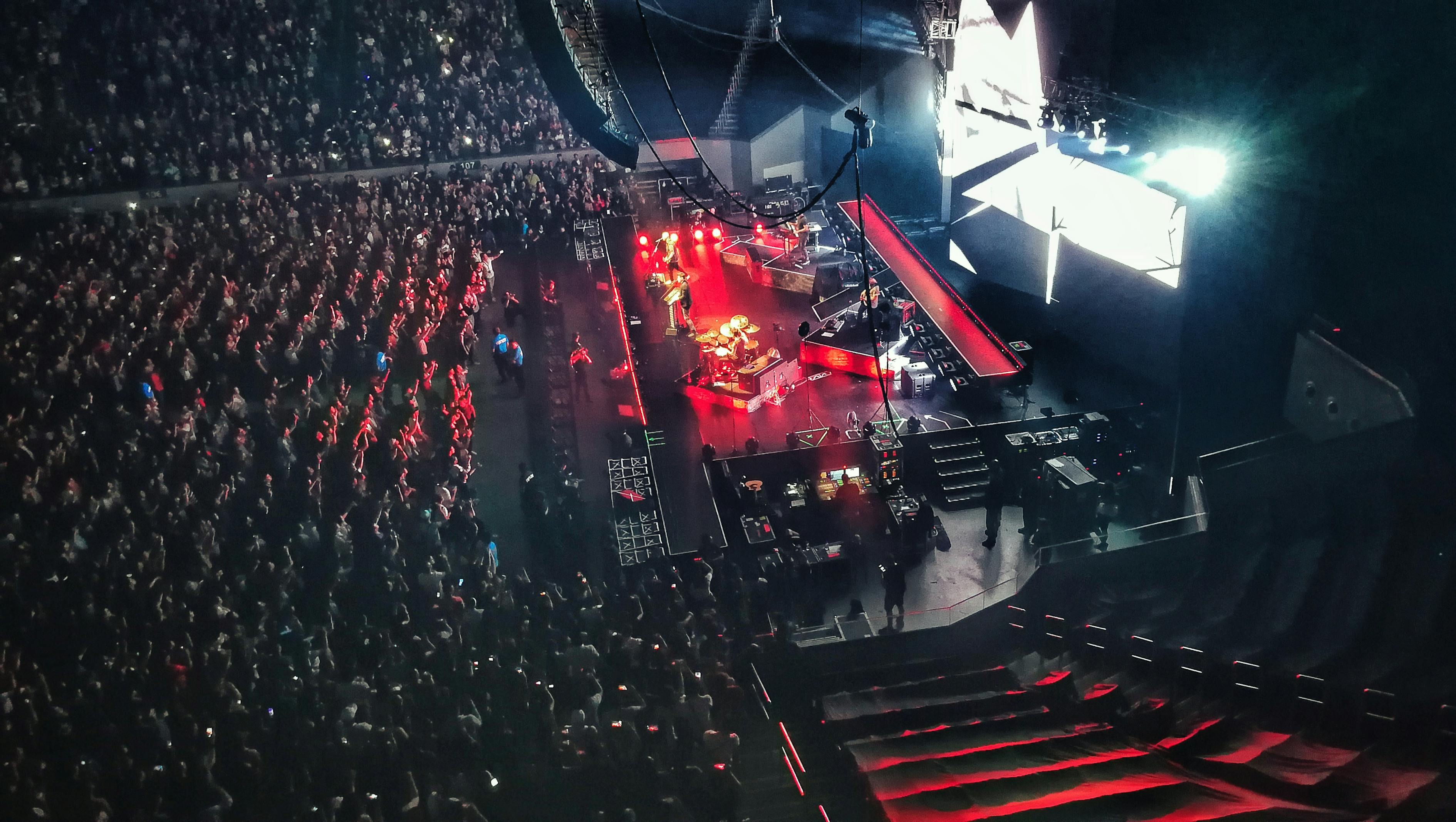 沈腾电影,舞台到银幕的无缝转换之旅