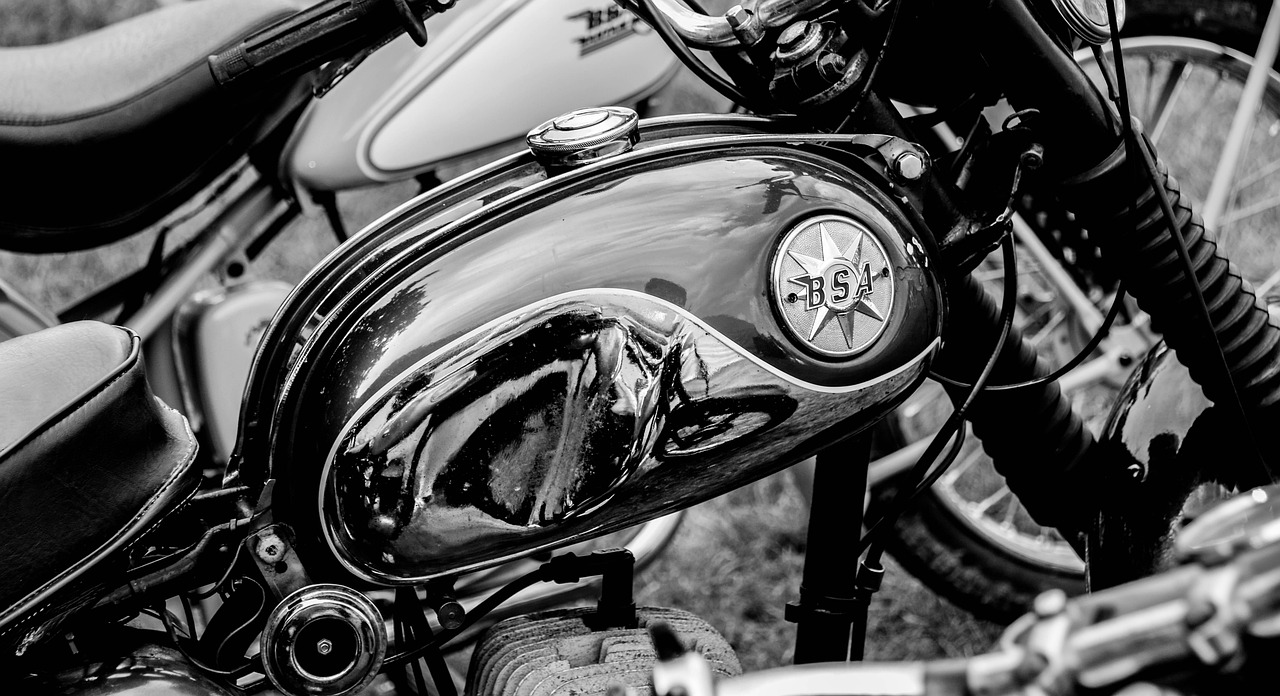 电摩比赛,速度与激情的较量之战