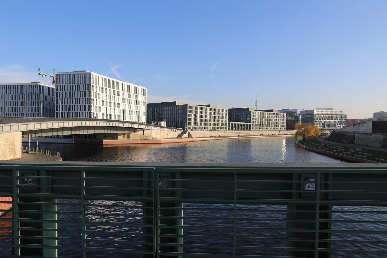 菏泽万福河动态更新,见证城市发展与变迁的历程