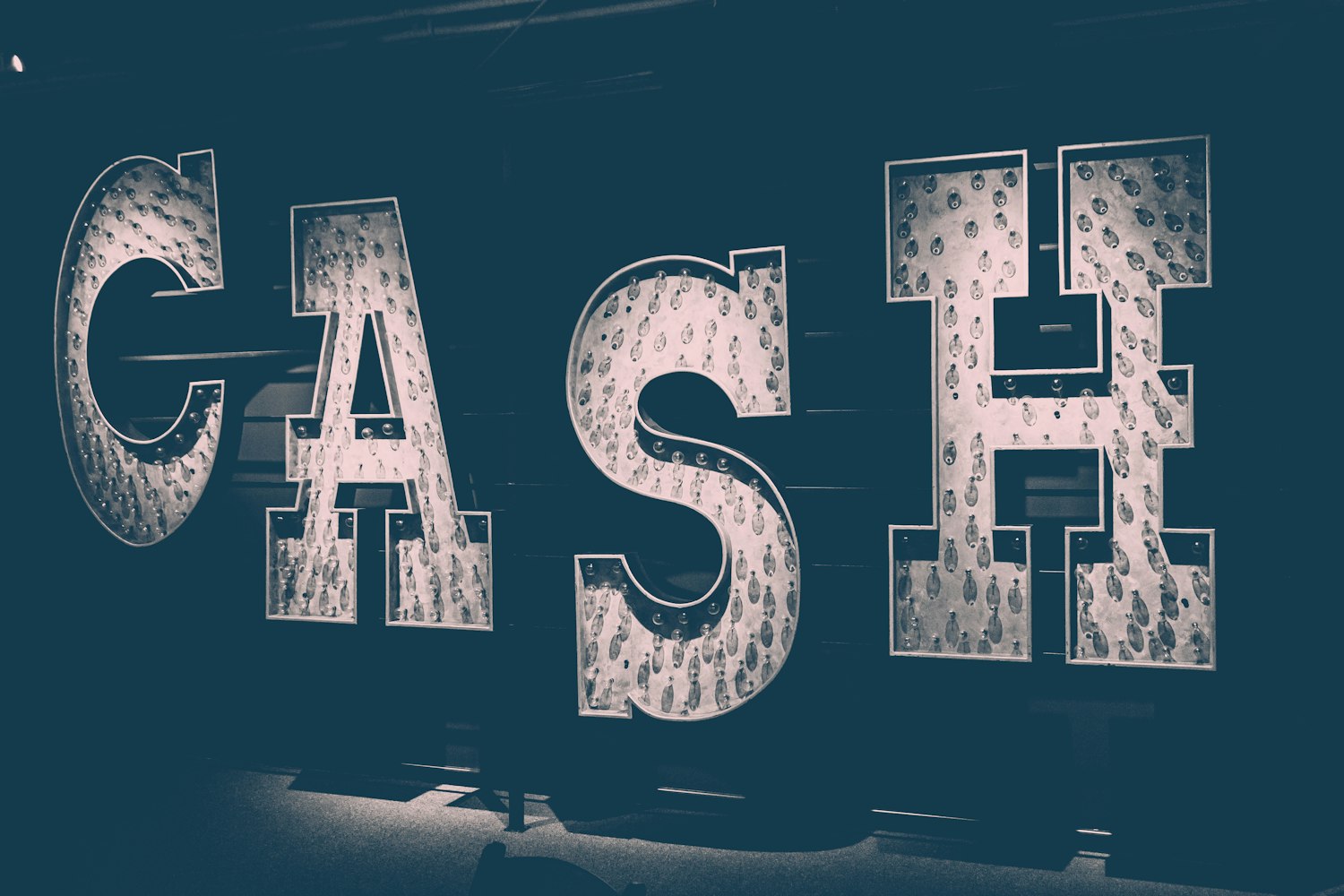 深度解析与策略探讨，买股票能否赚到钱？