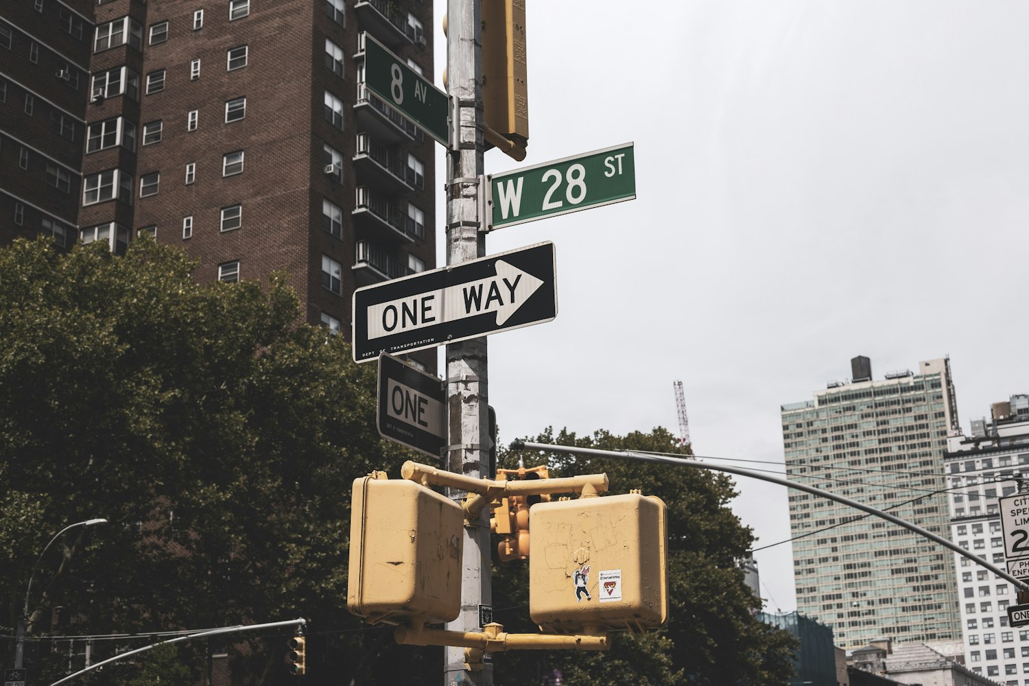 卫光生物上市之路探寻,上市时机及进程揭秘