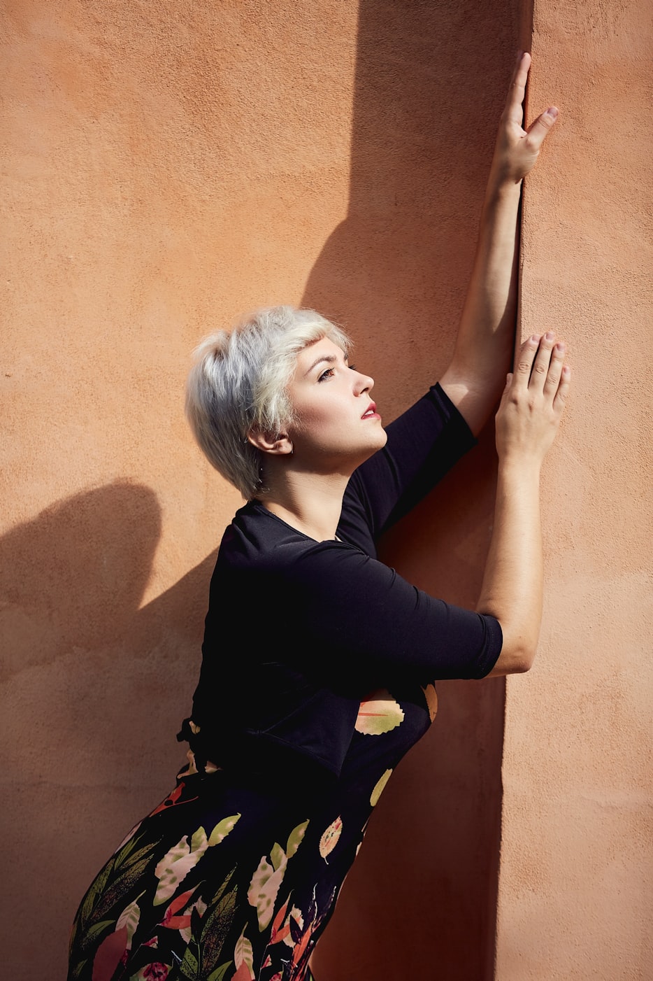 王伟,香港演员的璀璨之星之旅